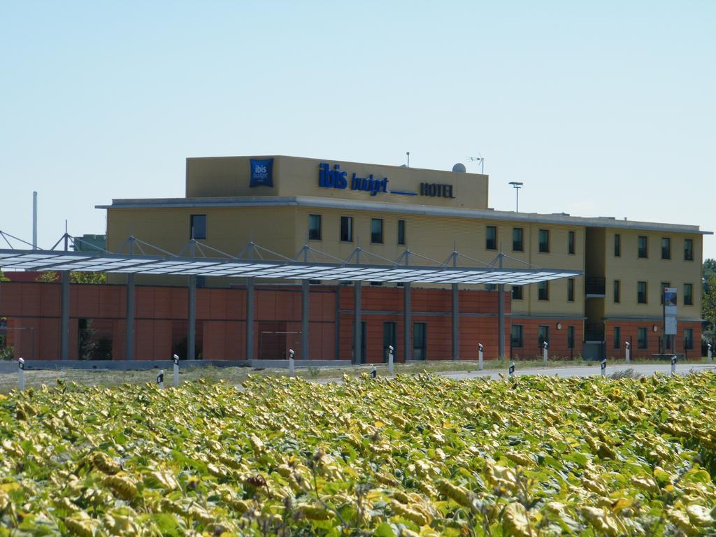 Ibis Budget Castelnaudary - A61 외부 사진