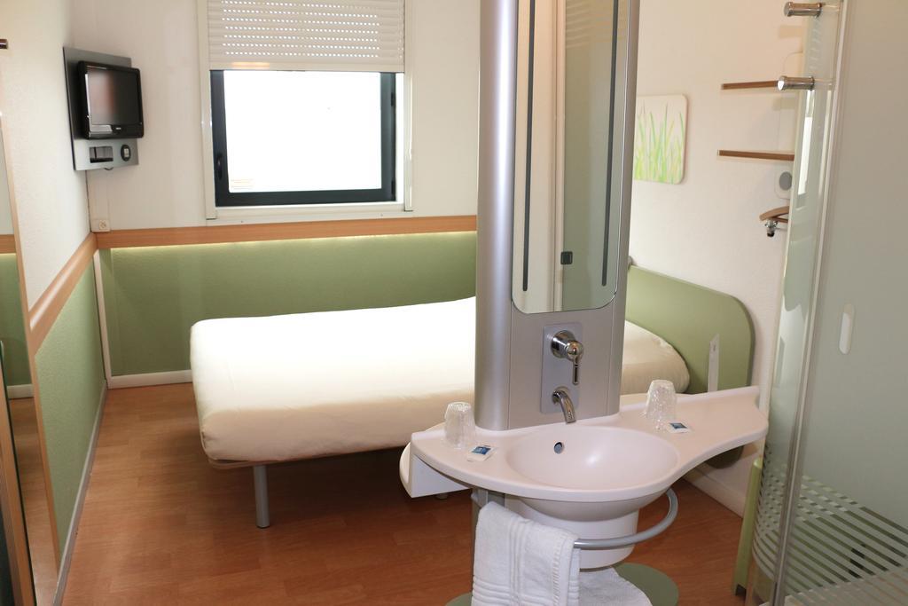 Ibis Budget Castelnaudary - A61 객실 사진